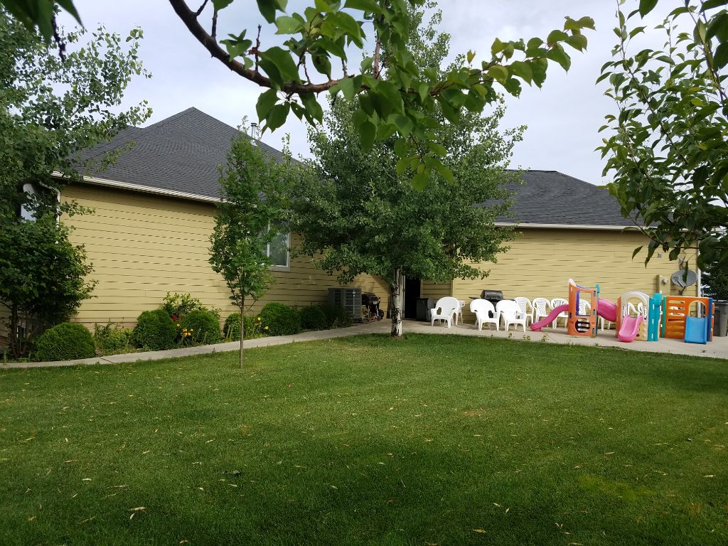Lenas Gentle Care Morgan Facility East Yard 2017