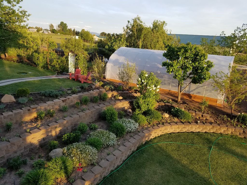 Lenas Gentle Care Morgan Facility Flower Garden 2019