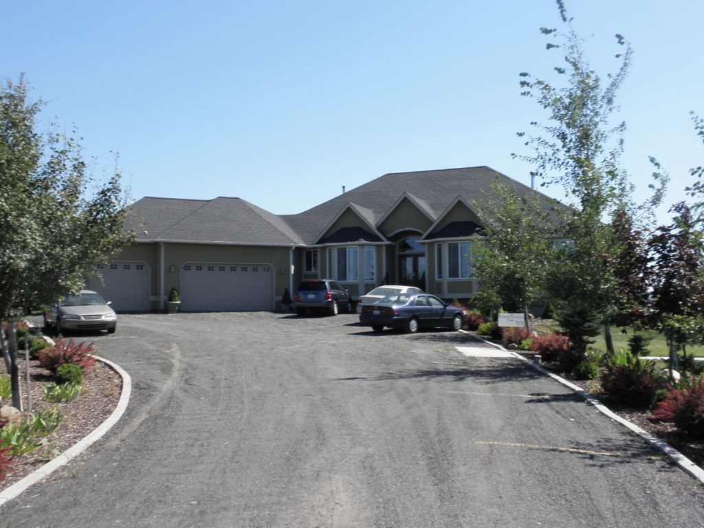 Lenas Gentle Care Morgan Facility Spring 2013